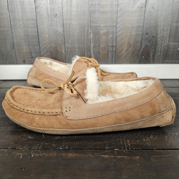 UGG Byron‎ Mens Size 10 Tan Suede Sheepskin Lined Slip On Slipper 5102 lace-up - Picture 6 of 11